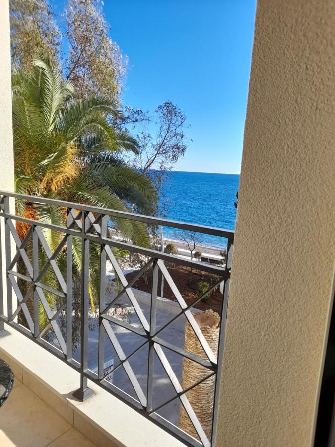 Luxbeachfront Petrovac Buitenkant foto