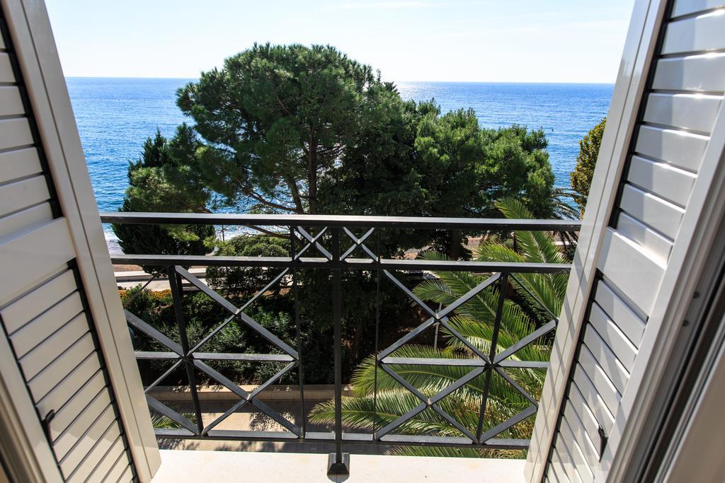 Luxbeachfront Petrovac Buitenkant foto